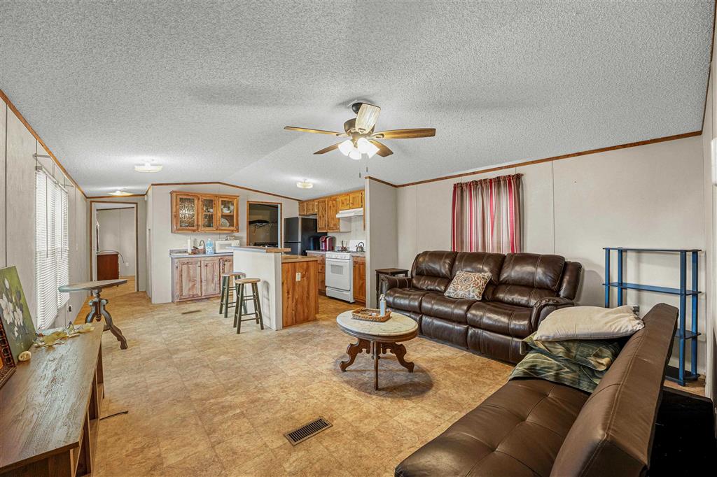 101 Yoakum Avenue - Photo 2