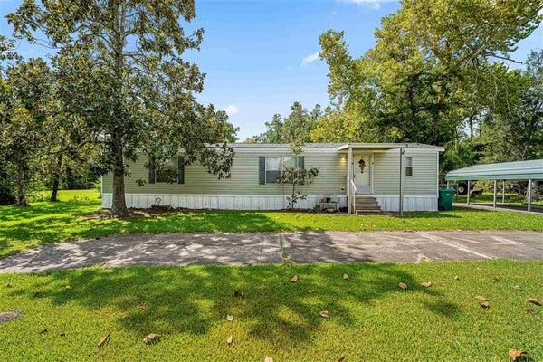 101 YOAKUM AVE, DEQUINCY, LA 70633 - Image 5849de1c8a0605077e3512a865b2bedf/416992578