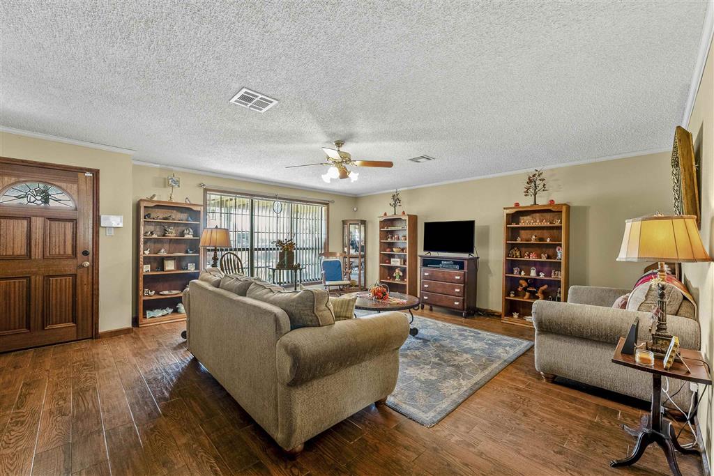 2429 Rose Lane - Photo 4