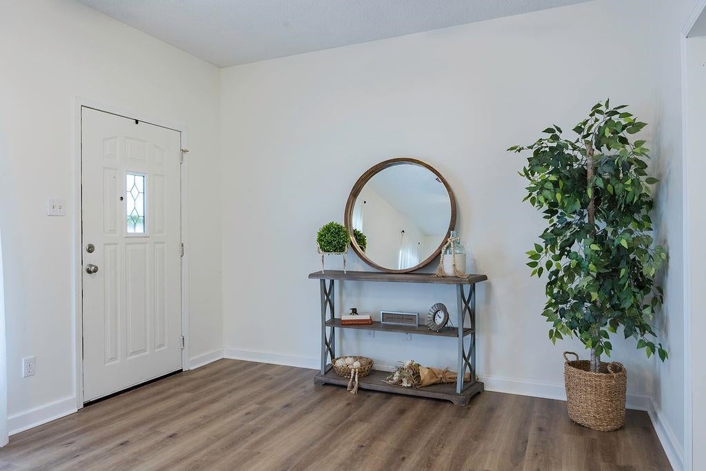 1210 Katy Ln Lane - Photo 4