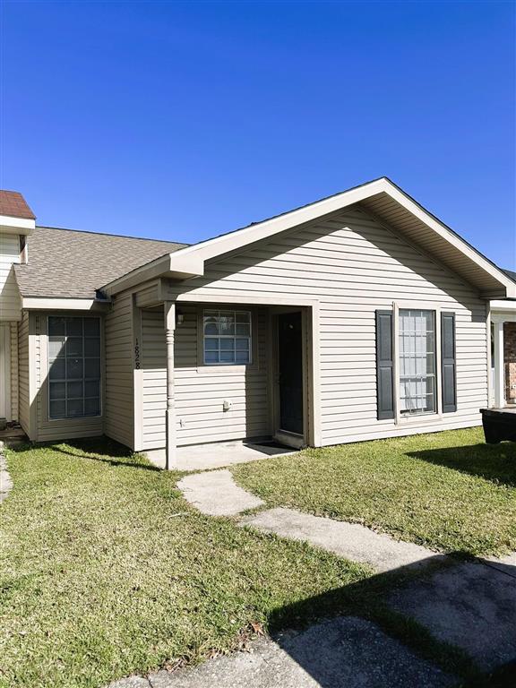 Photo 1 of 12 — 1828 N Tallowood Dr Drive N, Lake Charles, LA 70605