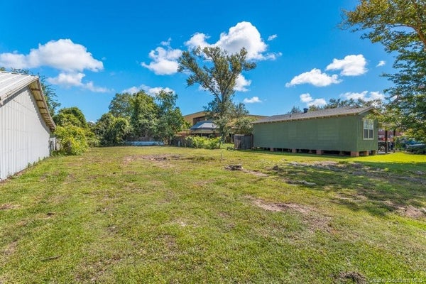 1023 17TH ST, LAKE CHARLES, LA 70601 - Image 5f5f14f358ae54ef2db3a5d0e95390cb/1283856281