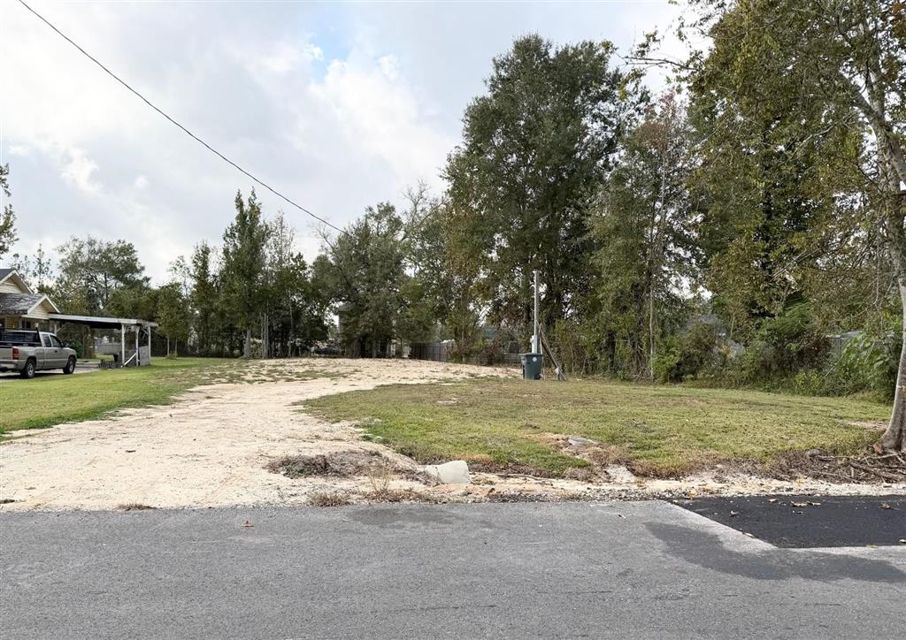 Photo 1 of 5 — 2620 Pack Road, Lake Charles, LA