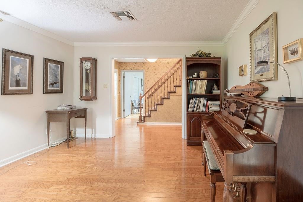 786 Belle Avenue - Photo 2