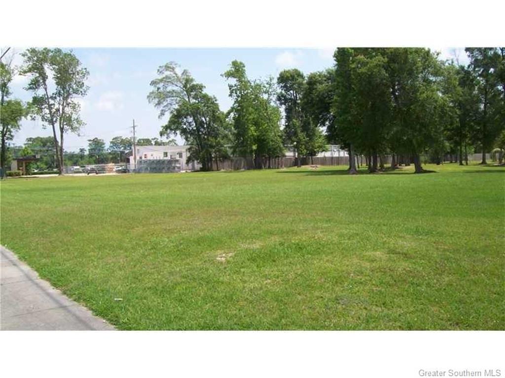 Photo 1 of 6 — 0 Beglis Parkway, Sulphur, LA 70663