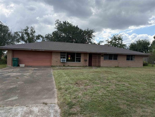 301 MARILYN DR, SULPHUR, LA 70663 - Image 8c5d2c2c913de6decc322c2f9aaef4cc/1906263042