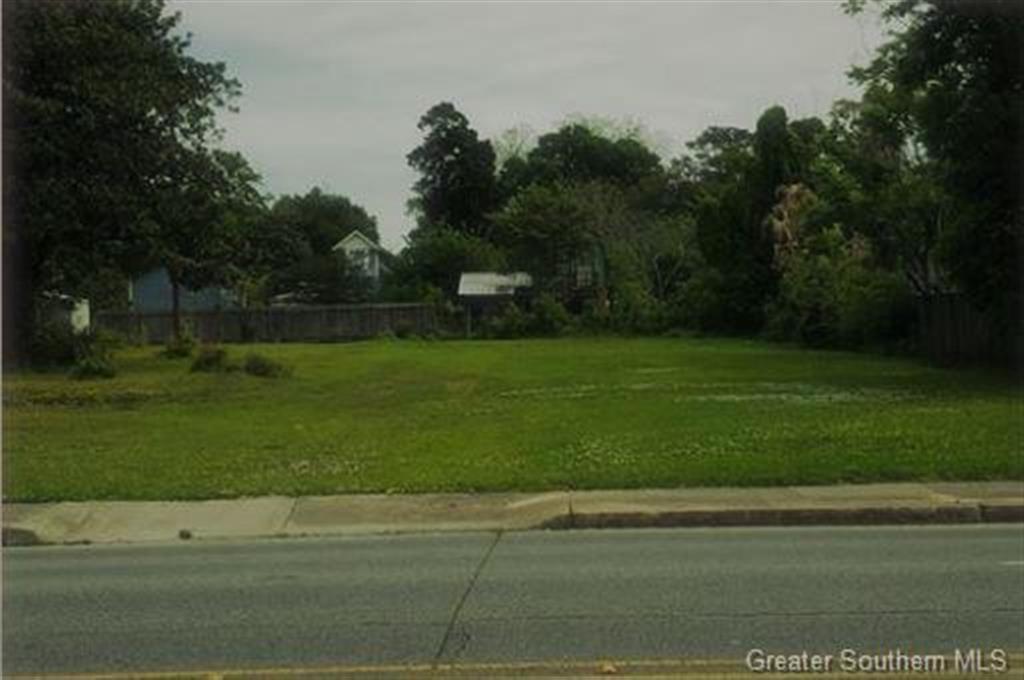 Photo 1 of 3 — 1725 Ryan Street, Lake Charles, LA 70601