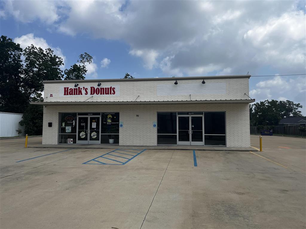 Photo 1 of 7 — 911 E Prien Lake Road 1909 7th St E 2, Lake Charles, LA 70601