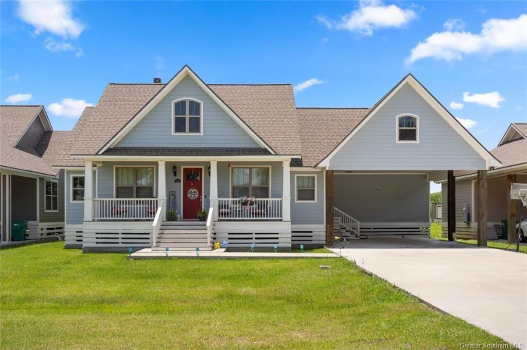 Photo 1 of 16 — 7696 Nine Oaks Drive, Lake Charles, LA 70607