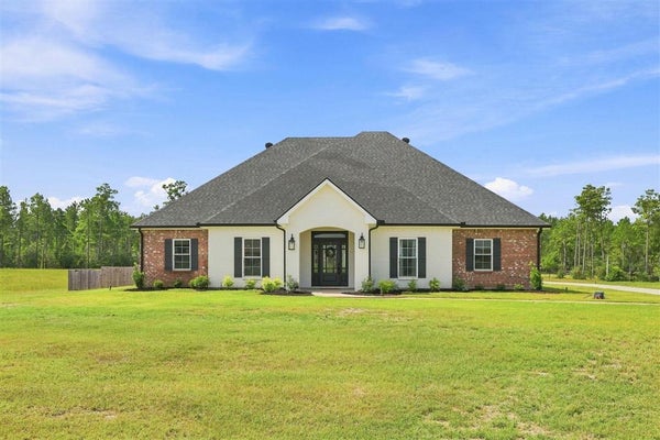 461 MIDKIFF RD, LONGVILLE, LA 70652 - Image a7d0fa5d0272d2edeed47a74b58c7597/1715913080