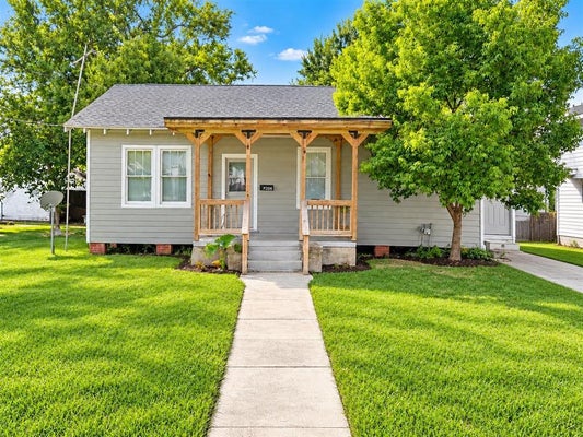2006 ERNEST ST, LAKE CHARLES, LA 70601 - Image a8d5fa30674570fac48bfd30ff189dad/2750657953