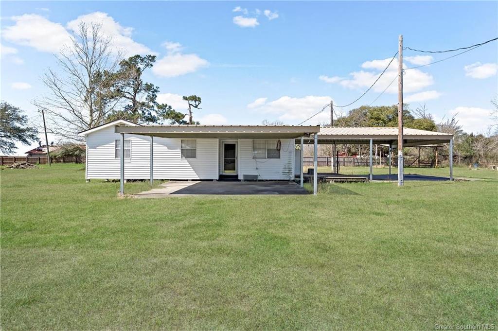4904 Gray Road - Photo 3