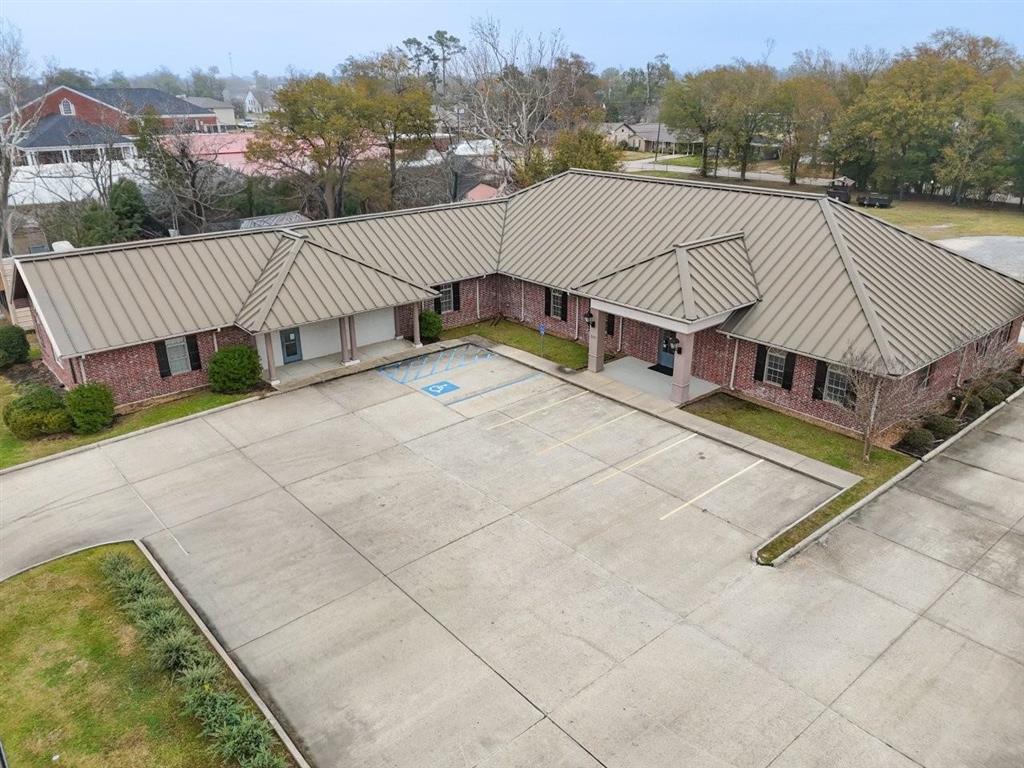 Photo 1 of 75 — 3111 Ryan Street, Lake Charles, LA 70605