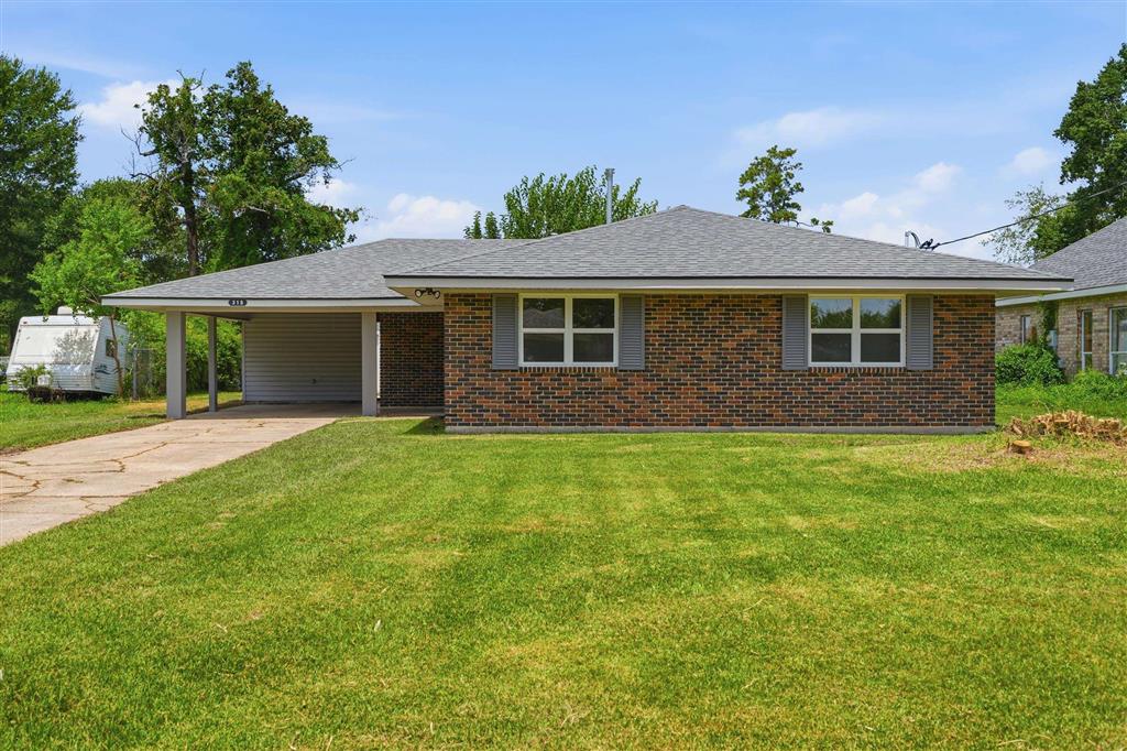 Photo 1 of 25 — 315 Ann Avenue, Sulphur, LA 70663
