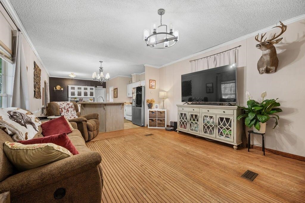 523 Fish Hole Lp - Photo 3
