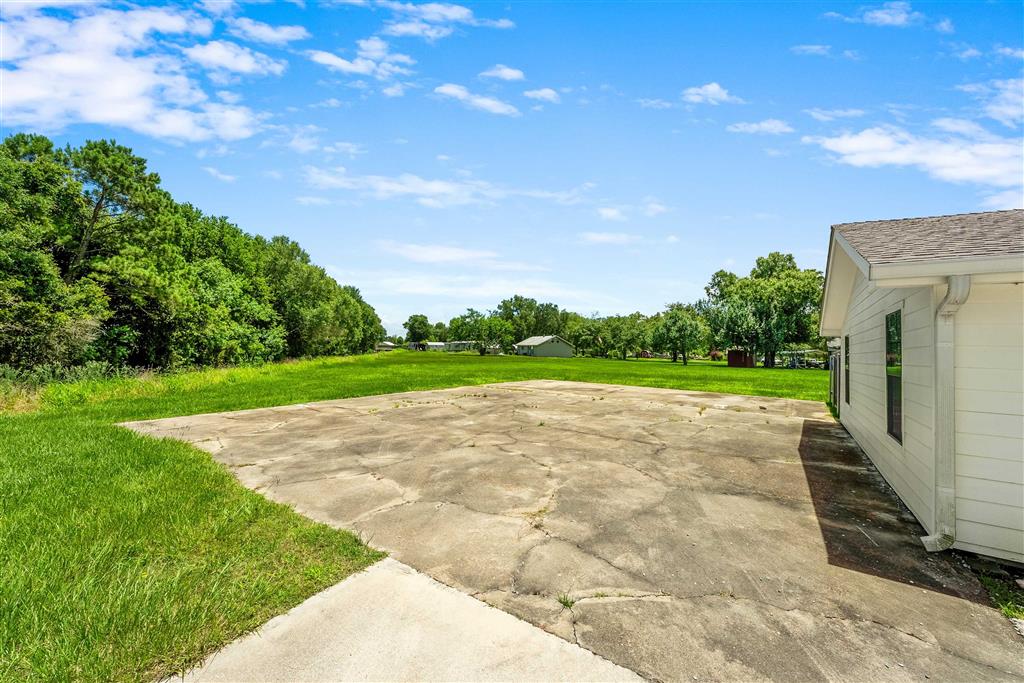528 Currie Drive - Photo 4