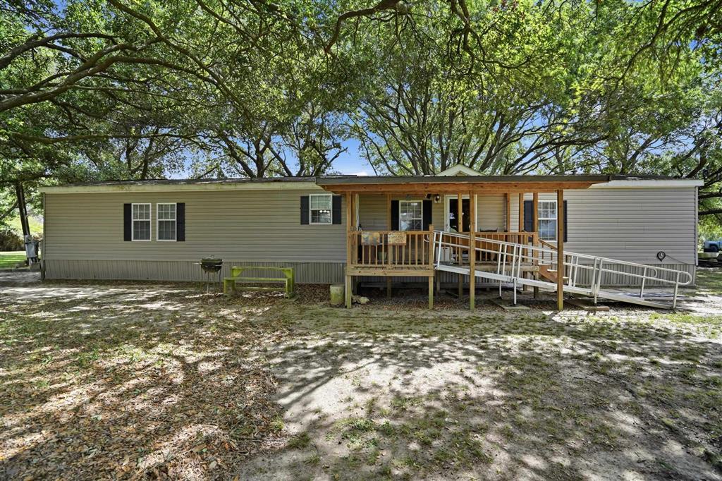 12175 Pine Island Highway - Photo 2