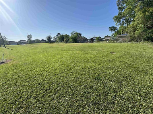 5833 PERRY LN, LAKE CHARLES, LA 70605 - Image c48cfdf852dc83ff1a62b15328d31e09/278540863