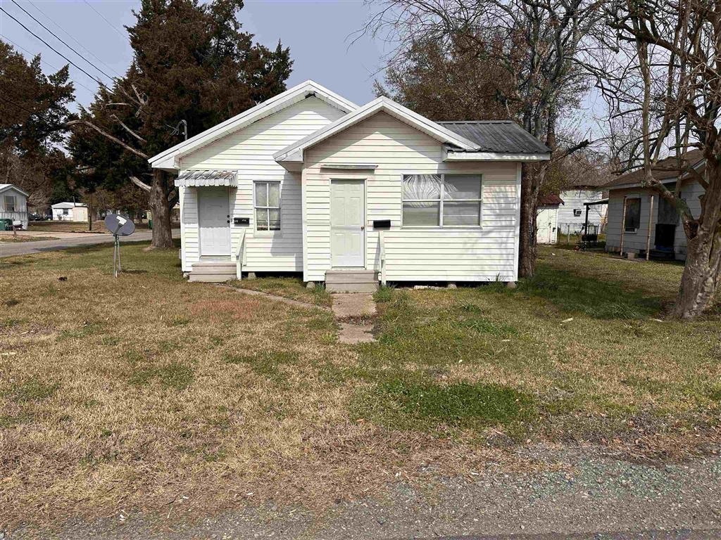 502 E Lincoln E - Photo 2