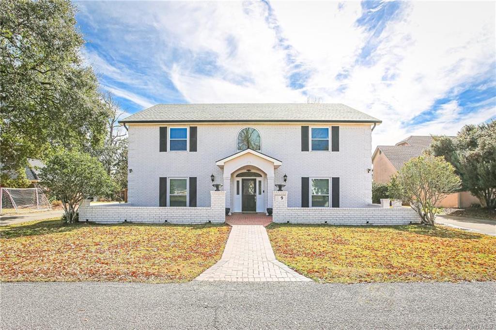 Photo 1 of 39 — 4000 Locke Lane 9, Lake Charles, LA 70605