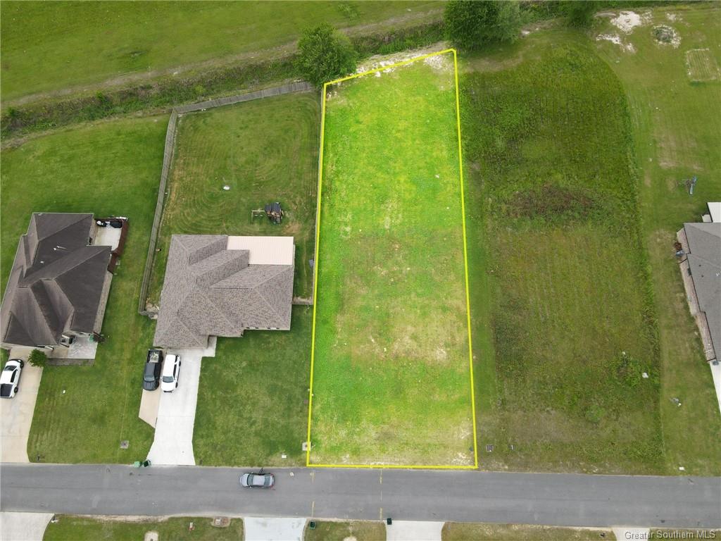 Photo 1 of 10 — 606 Chestnut Street, Iowa, LA 70647