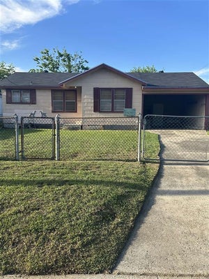 1029 SYCAMORE ST, LAKE CHARLES, LA 70601 - Image d0135618487df2b3a85d44bbb93d5822/1940524176