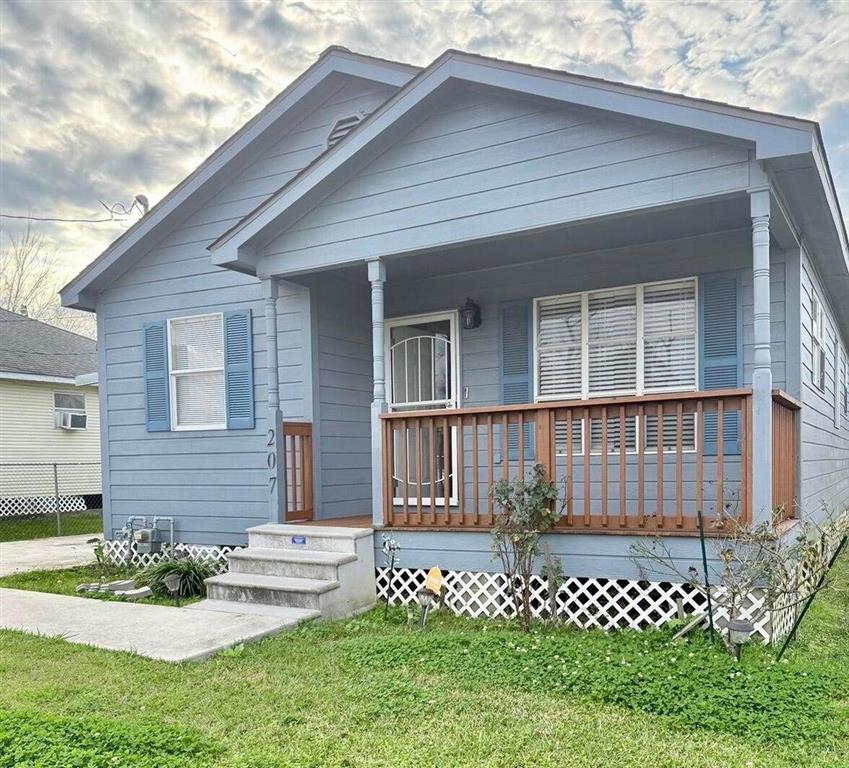 Photo 1 of 15 — 207 N Goodman Road N, Lake Charles, LA 70615