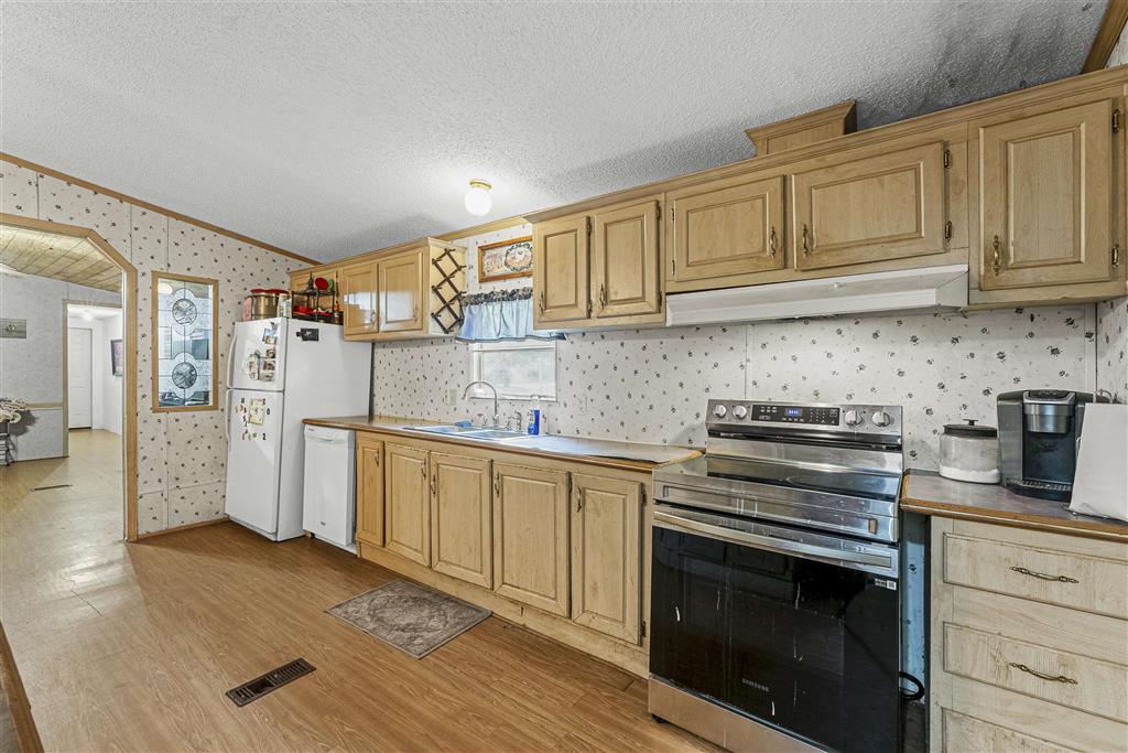 271 Grimes Road - Photo 4