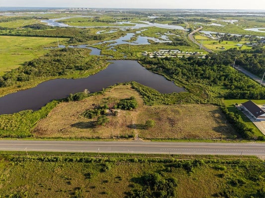 208 BURTON SHIPYARD RD, SULPHUR, LA 70665 - Image e87e0f93afe990786a4ef2b68c6408cf/2385953415