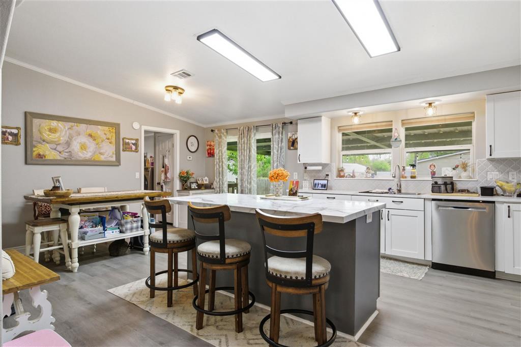 3289 Cypress Lake Dr Drive - Photo 4