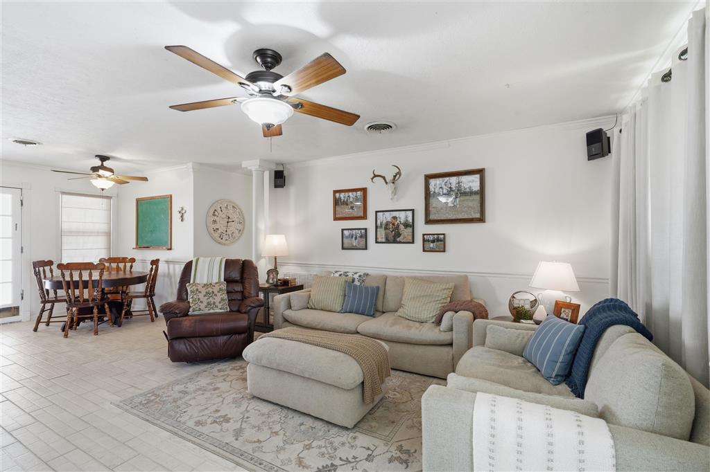 211 Dewitt Street - Photo 3