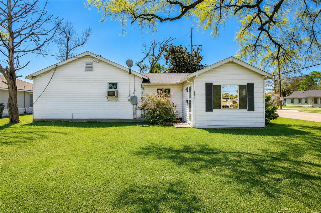 Photo 1 of 20 — 1100 Arkansas Street, Lake Charles, LA 70607