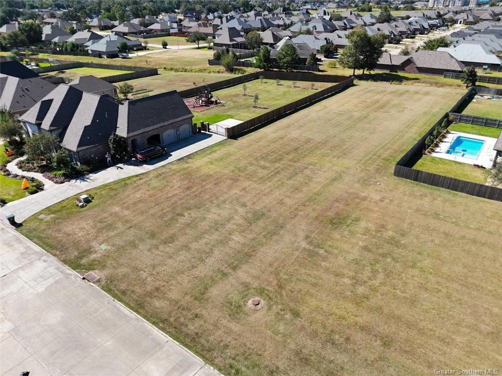 Photo 1 of 15 — 5120 E Worthington Drive E, Lake Charles, LA 70605