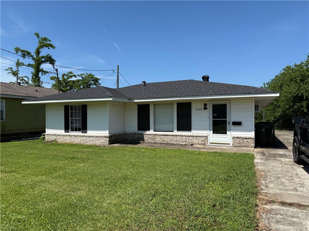 Photo 1 of 18 — 4104 Auburn Street, Lake Charles, LA 70607