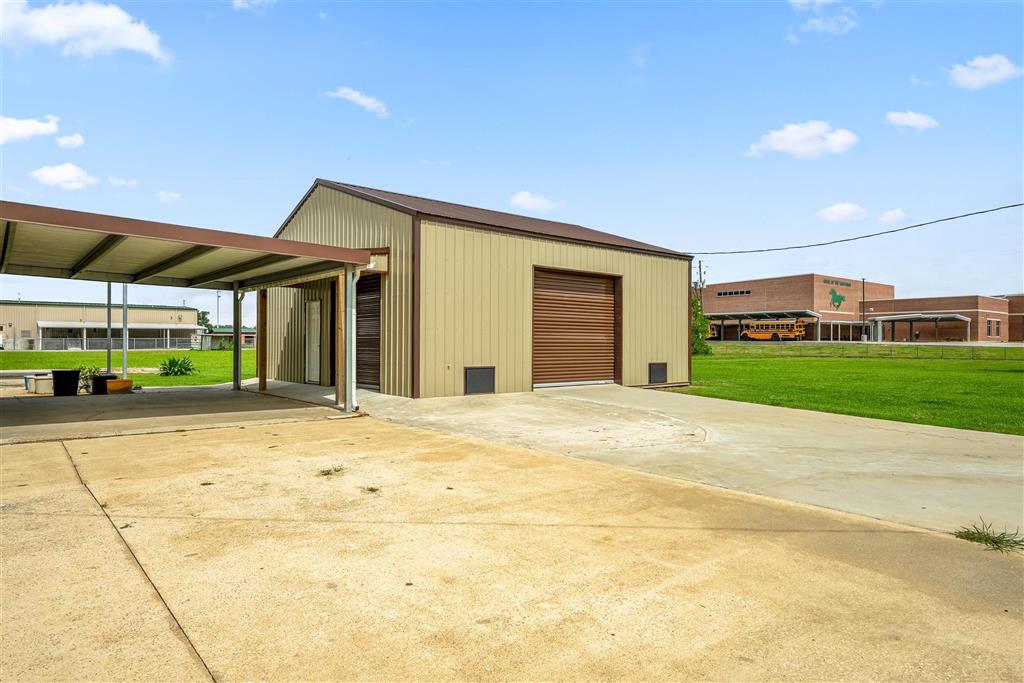 1300 School Street - Photo 2