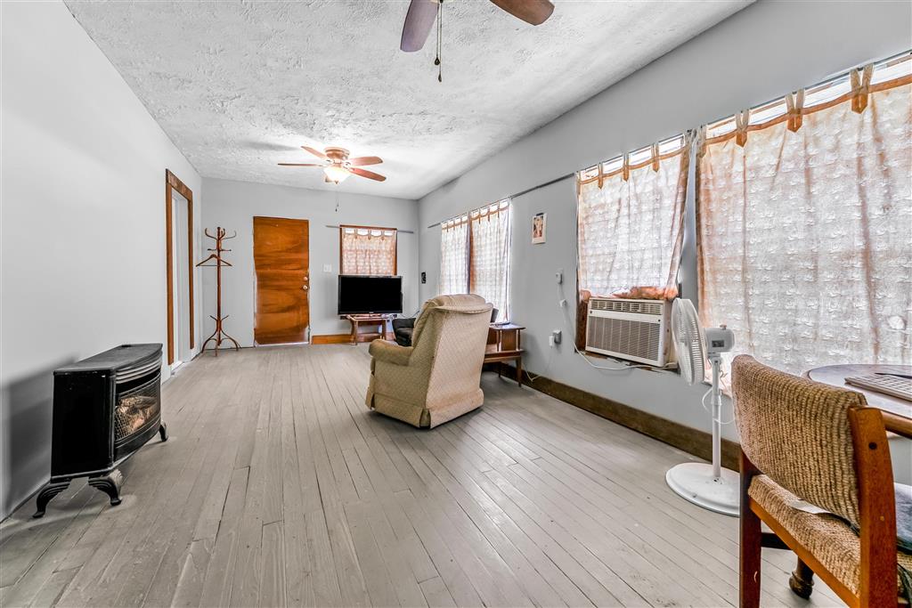 1068 Bill Phillips Road - Photo 3