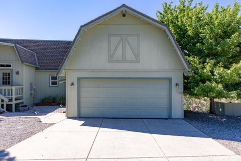 A home in Tehachapi