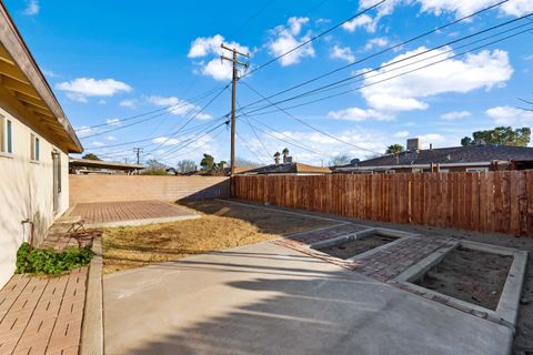 A home in Rosamond