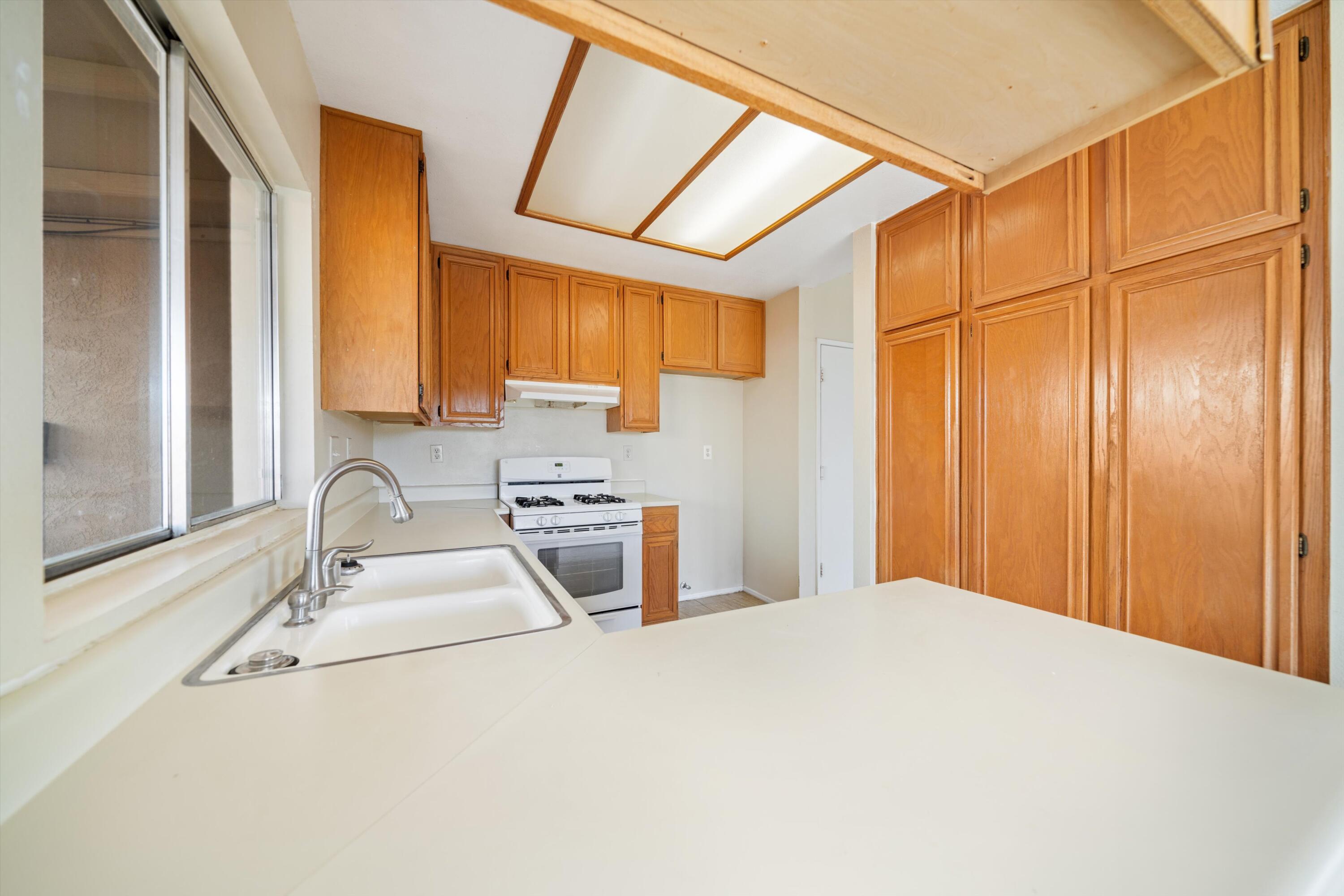 Rosamond, California 93560, United States, 2 Bedrooms Bedrooms, ,2 BathroomsBathrooms,Residential,Active,90631