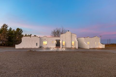 A home in Rosamond