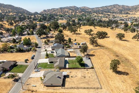 A home in Tehachapi