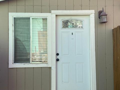 A home in Lake Hughes