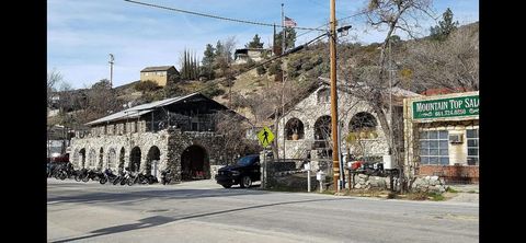 A home in Lake Hughes