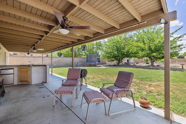 Lancaster, California 93536, United States, 3 Bedrooms Bedrooms, ,2 BathroomsBathrooms,Residential,Pending,125637