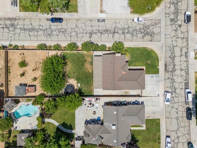 Lancaster, California 93536, United States, 3 Bedrooms Bedrooms, ,2 BathroomsBathrooms,Residential,Pending,125637