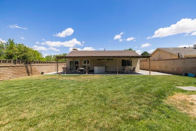 Lancaster, California 93536, United States, 3 Bedrooms Bedrooms, ,2 BathroomsBathrooms,Residential,Pending,125637