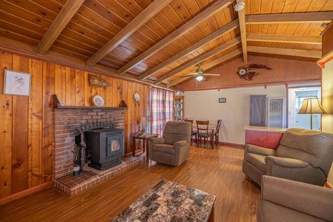 A home in Lake Hughes