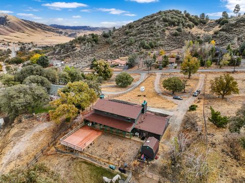 A home in Tehachapi