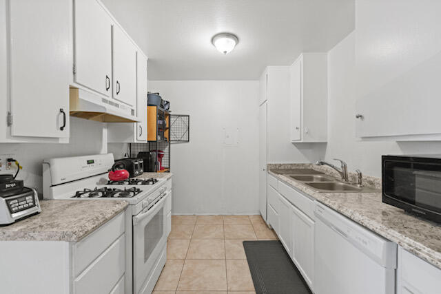 Lancaster, California 93536, United States, 3 Bedrooms Bedrooms, ,2 BathroomsBathrooms,Residential,Active,30322