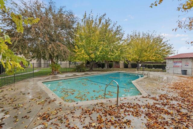 Lancaster, California 93536, United States, 3 Bedrooms Bedrooms, ,2 BathroomsBathrooms,Residential,Active,30322